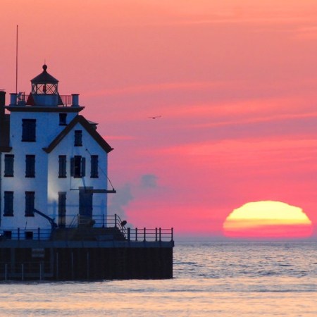 As Sunday’s great yellow marble sun puts the weekend to bed … 